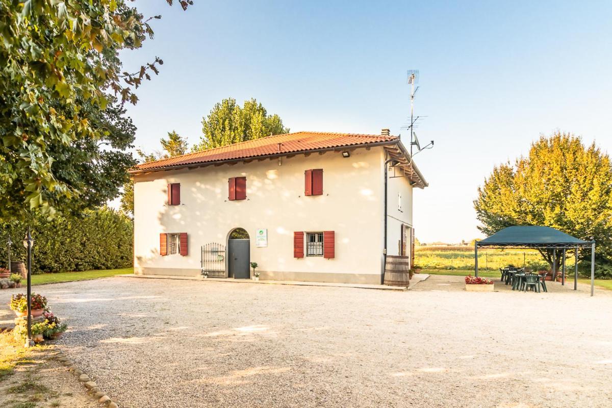 Agriturismo Il Bio Nonno Villa Cento  Exterior photo